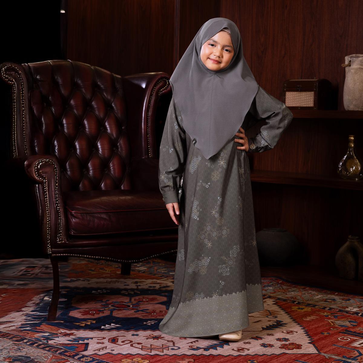 Raya Collection - Gerai Hawa Sanaya Gamis Dress Abaya Anak Perempuan one Set Include French Khimar Exclusive Motif Metamorphose - Light's Embrace Edition - Bayti Serenity