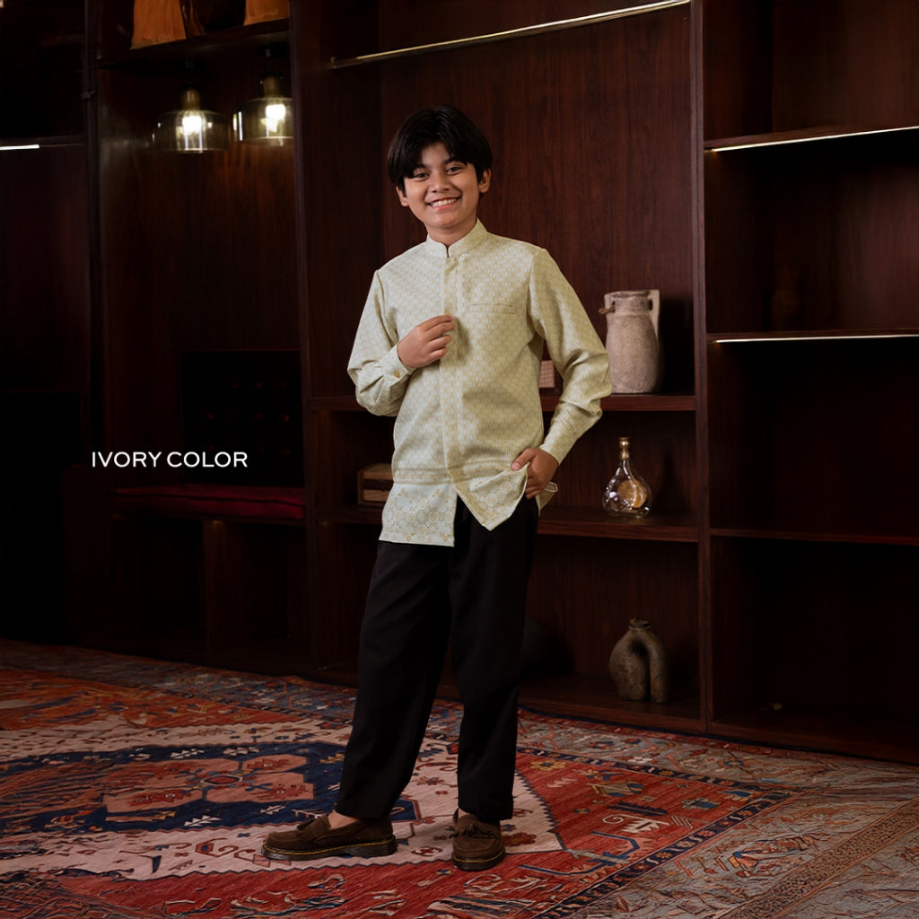 Raya Collection - Gerai Hawa - Tazfir Kemeja Baju Koko Anak Laki-Laki Exclusive Motif Metamorphose - Light's Embrace Edition - Bayti Serenity