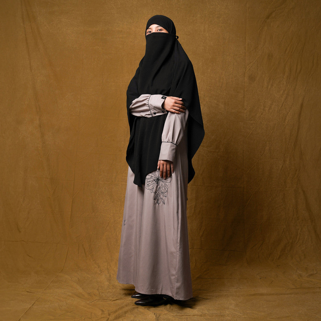 Raya Collection - Gerai Hawa - Family Set 6 - Couple Set Baju Lebaran - Bayti Serenity - Silent Bloom Edition